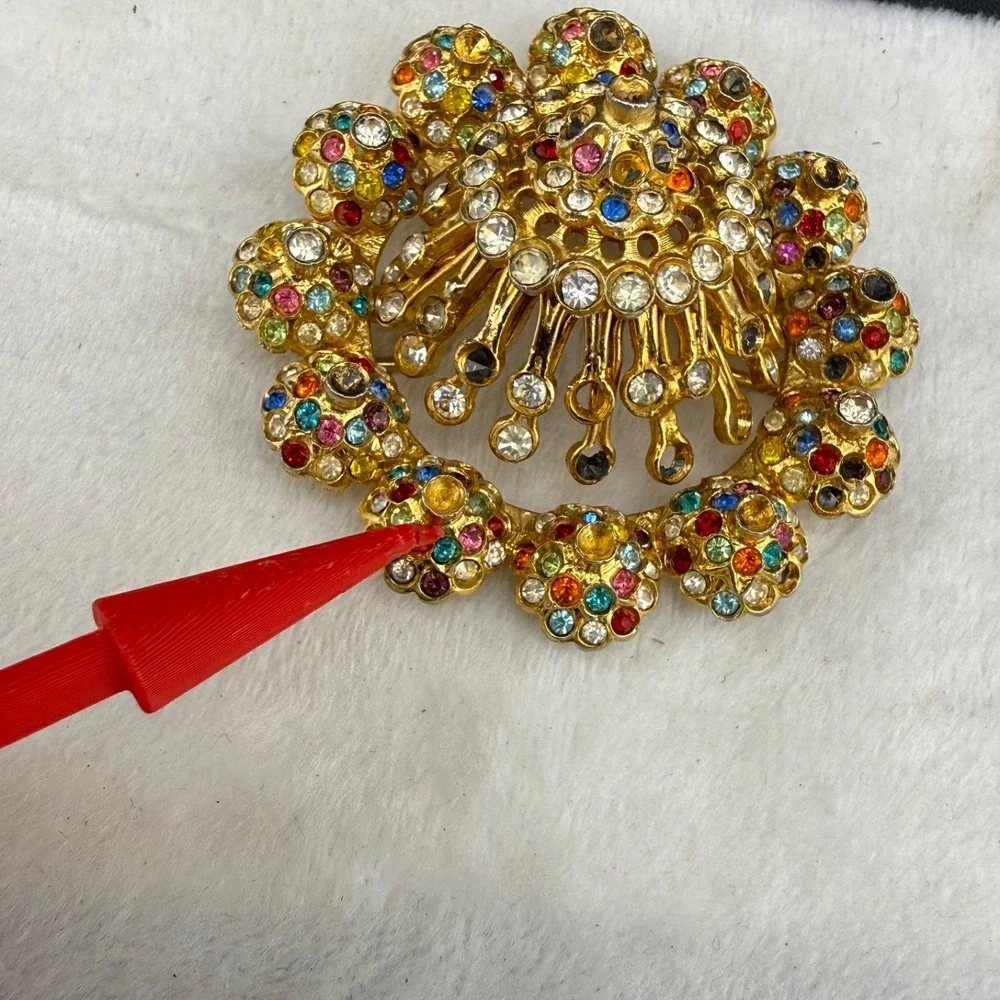 Vintage Rhinestone Dome Brooch Gold Tone Heavy READ